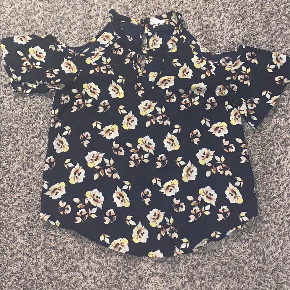[SIENNA SKY] Navy Floral Cold Shoulder Top